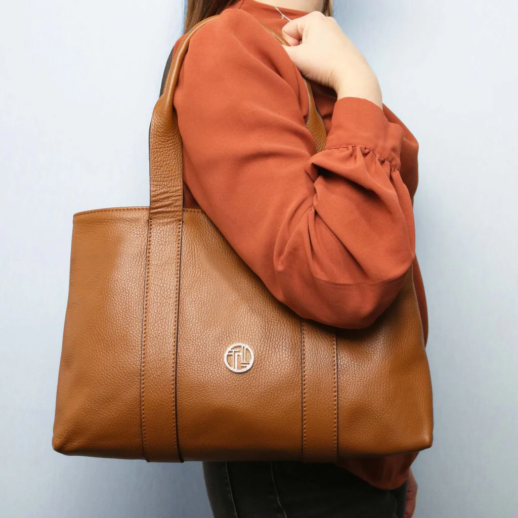 Callie - Soft Leather Shoulder Bag (TL142415) - Image 8