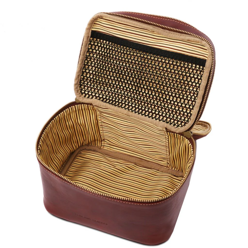 Eliot - Leather Toiletry Bag (TL142045) - Image 4