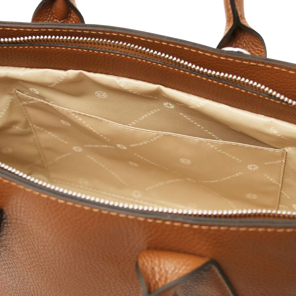 Viva Leather Handbag – Premium Italian Leather Day-to-Night Bag by Tuscany Leather (TL142498) - Image 8